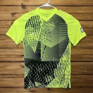 Nike Dri-FIT Precision VI Short Sleeve Soccer Jersey Mens Medium Slim Fit Yellow